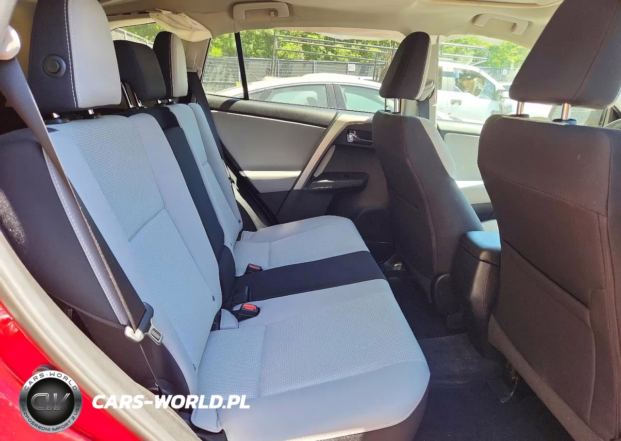 2018 Toyota Rav4 Xle VIN:2T3RFREVXJW722572 - 11