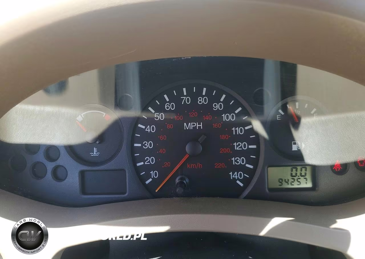 2007 Ford Focus Zx4 VIN:1FAHP34N57W330994 - 9