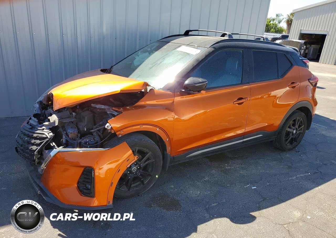 2021 Nissan Kicks Sr – zdjęcie 1 z 13