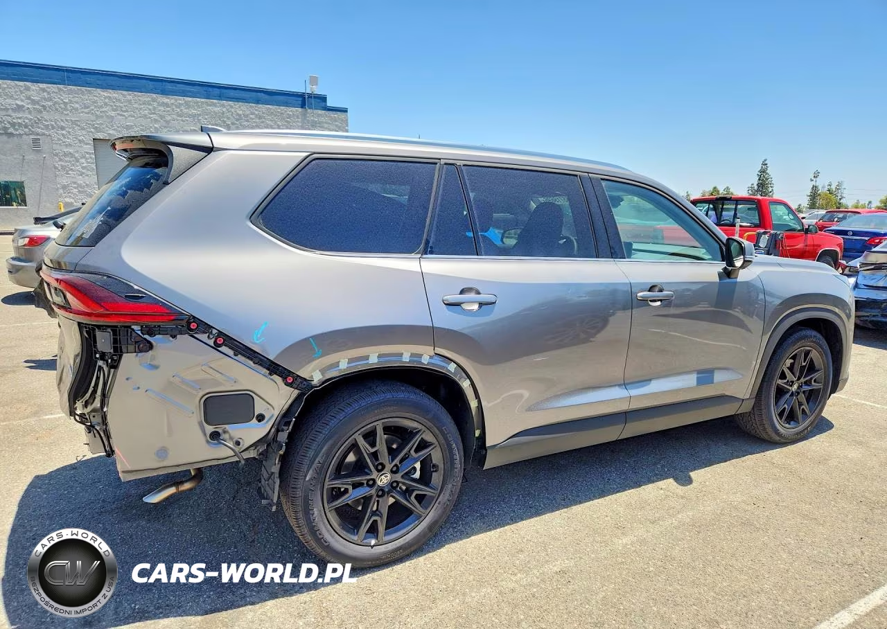 2026 Toyota Grand Highlander Hybrid Limited VIN:5TDACAB5XTS093122 - 3