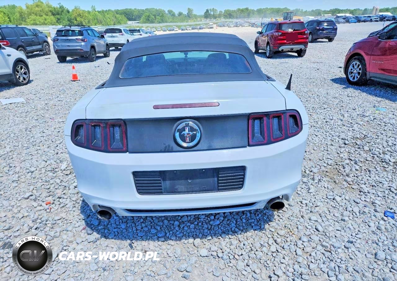 2014 Ford Mustang VIN:1ZVBP8EM2E5208418 - 6