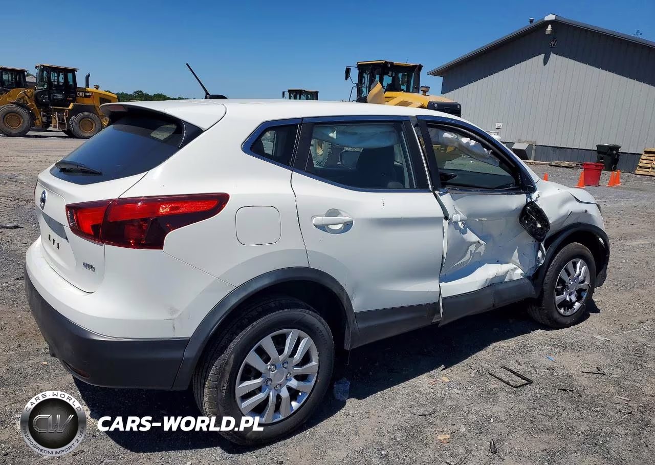 2019 Nissan Rogue Sport S VIN:JN1BJ1CR4KW349574 - 3