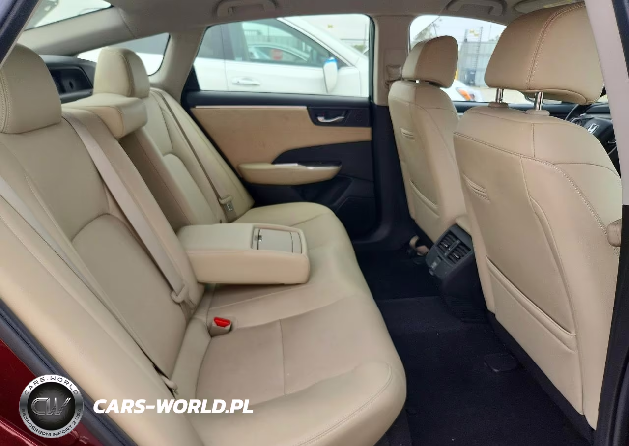 2019 Honda Clarity Touring VIN:JHMZC5F33KC001141 - 10