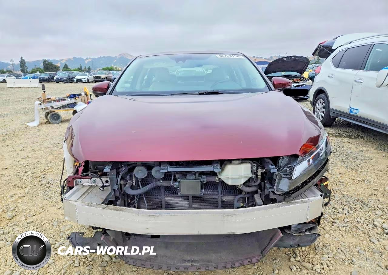 2019 Honda Clarity Touring VIN:JHMZC5F33KC001141 - 5