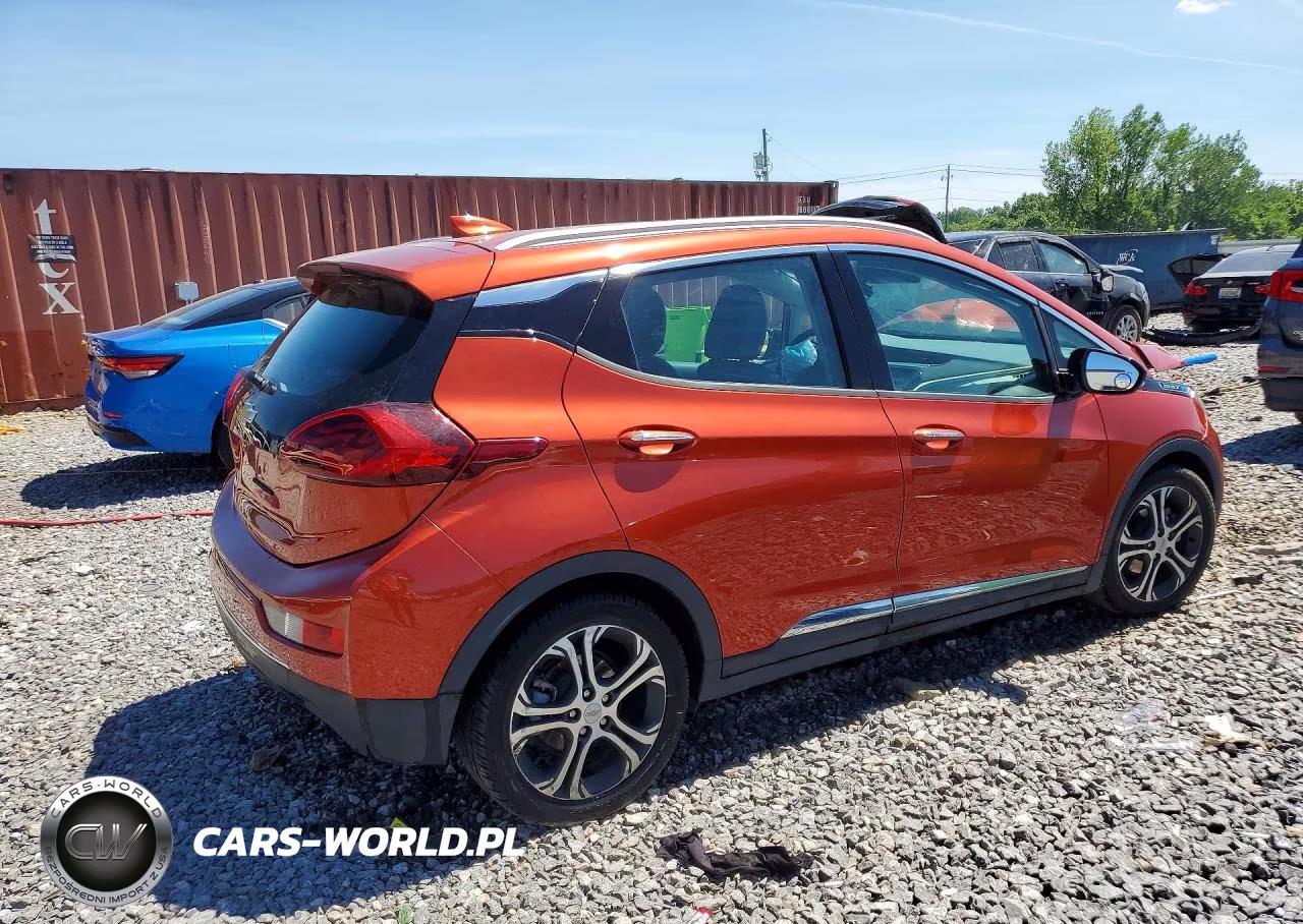 2020 Chevrolet Bolt Ev Premier VIN:1G1FZ6S04L4143958 - 3