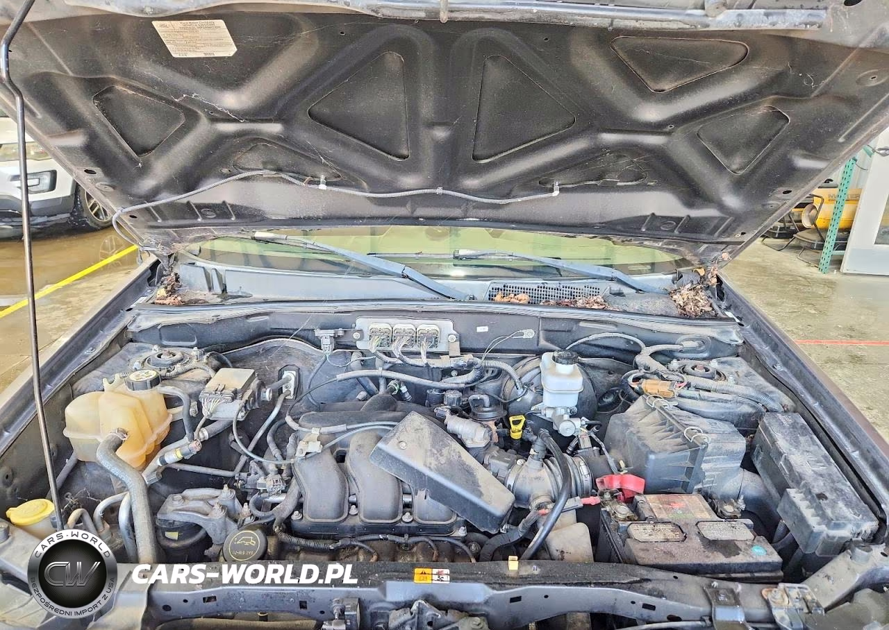 2008 Ford Escape Xlt VIN:1FMCU93168KB79327 - 12