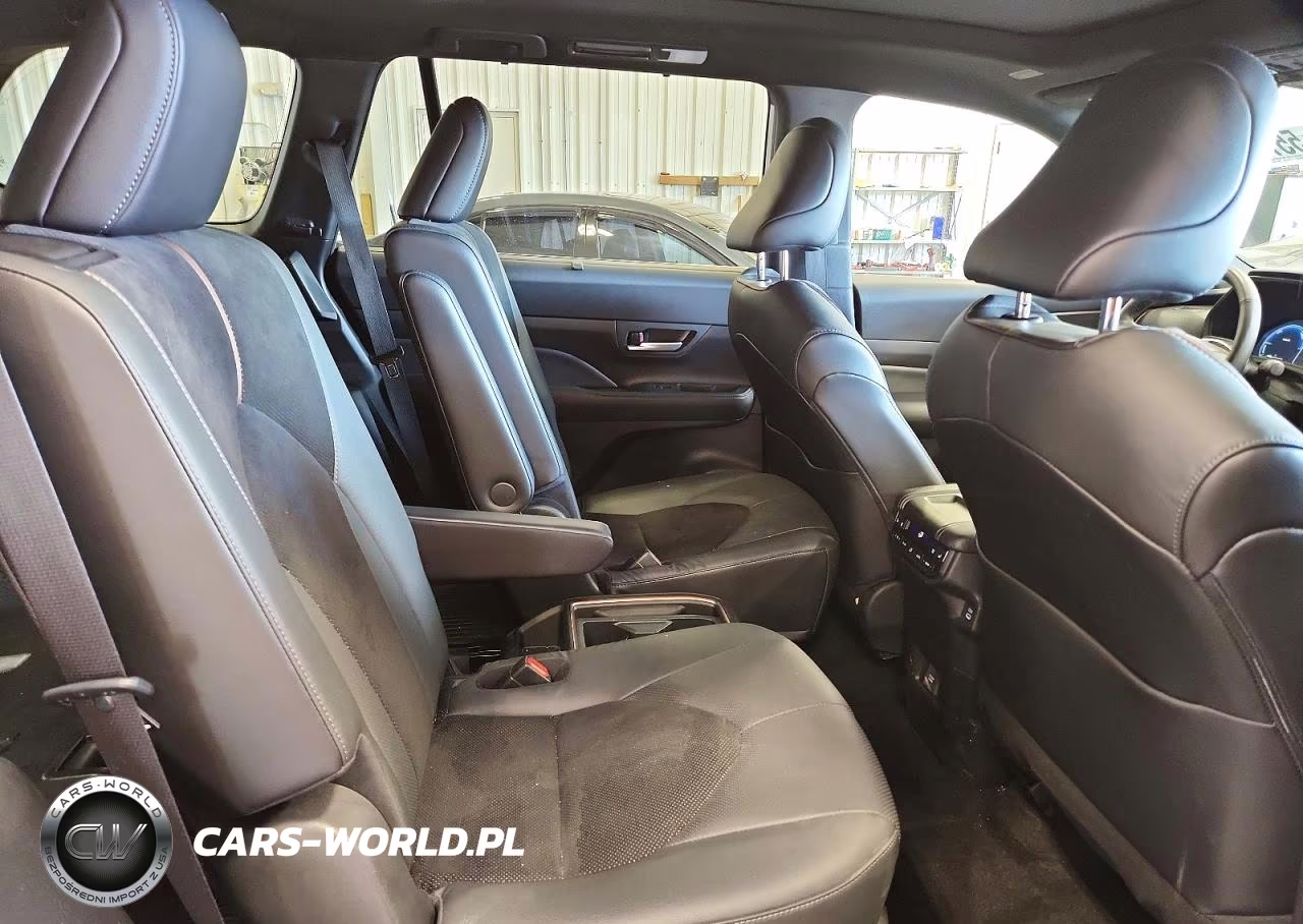 2024 Toyota Grand Highlander Hybrid Max Platinum VIN:5TDADAB53RS007056 - 11