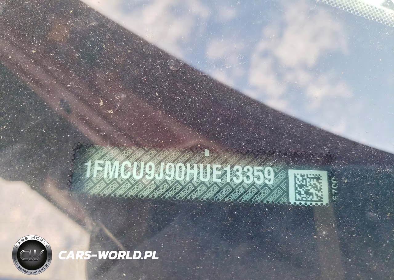 2017 Ford Escape Titanium VIN:1FMCU9J90HUE13359 - 13