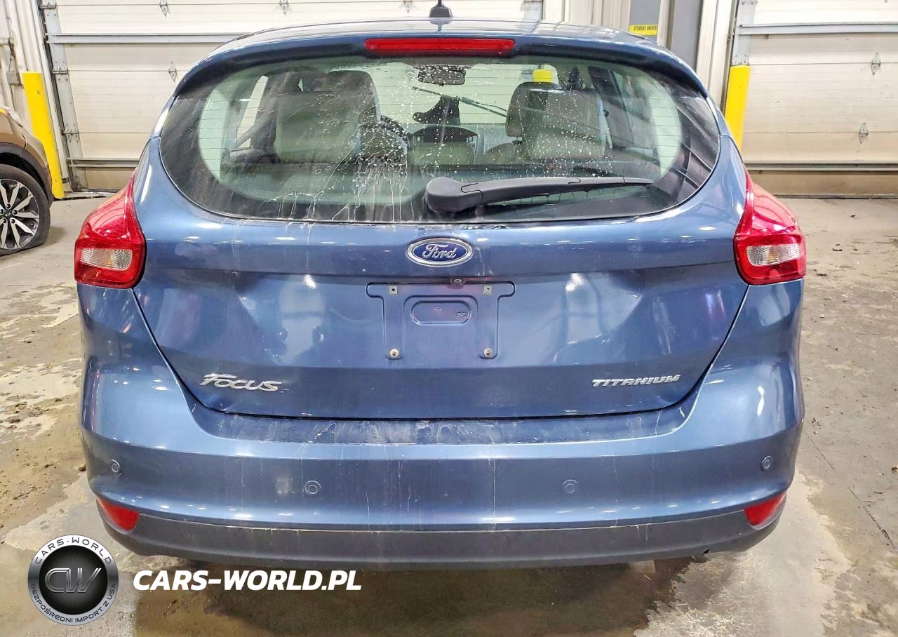 2018 Ford Focus Titanium VIN:1FADP3N29JL244583 - 6