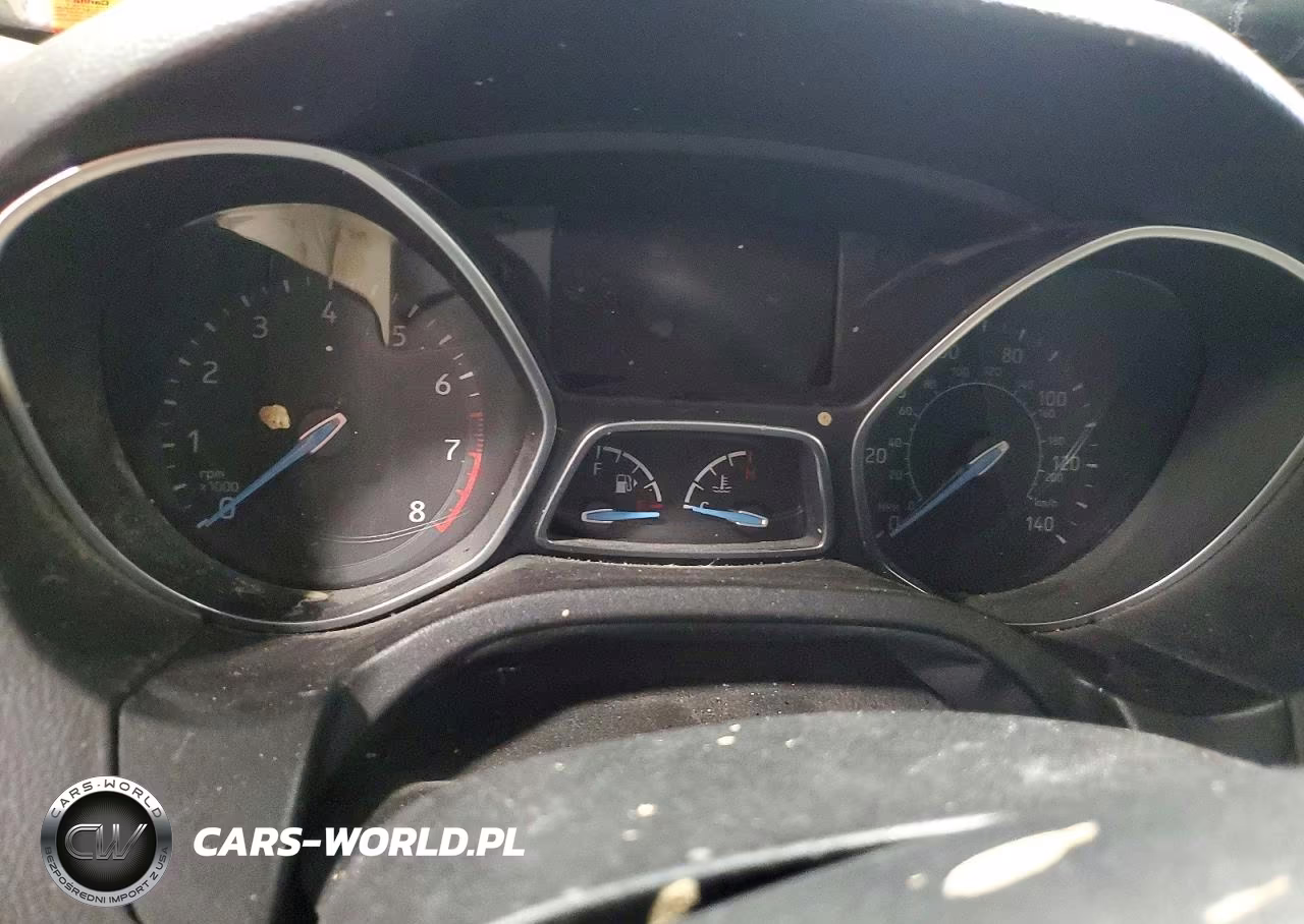 2018 Ford Focus Titanium VIN:1FADP3N29JL244583 - 9