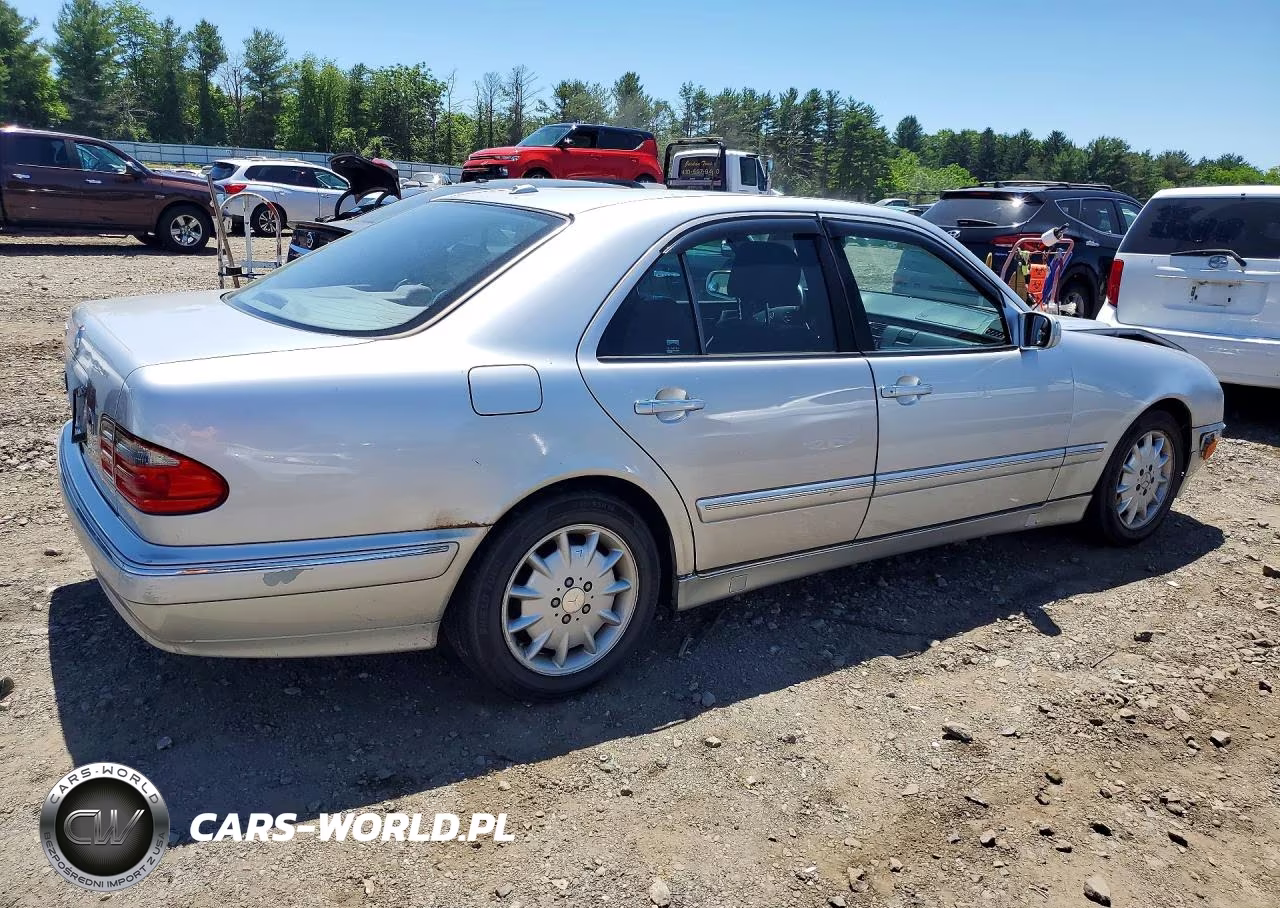 2000 Mercedes-Benz E 320 VIN:WDBJF65J5YB157898 - 3