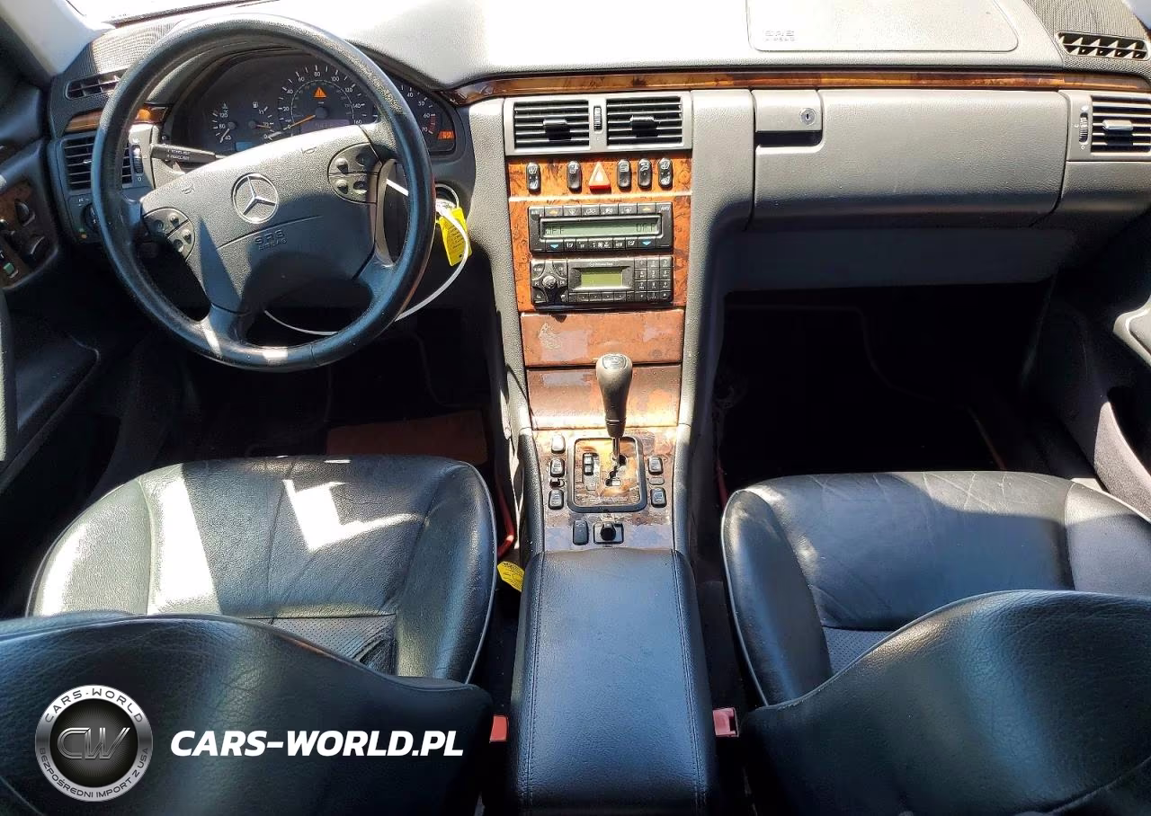 2000 Mercedes-Benz E 320 VIN:WDBJF65J5YB157898 - 8