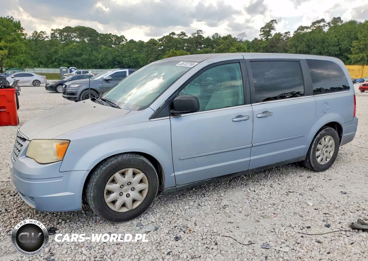 2009 Chrysler Town & Country Lx
