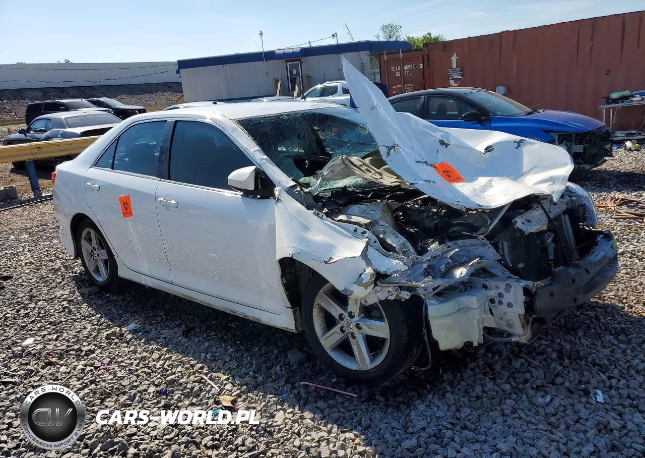 2014 Toyota Camry Se VIN:4T1BF1FK9EU314926 - 4