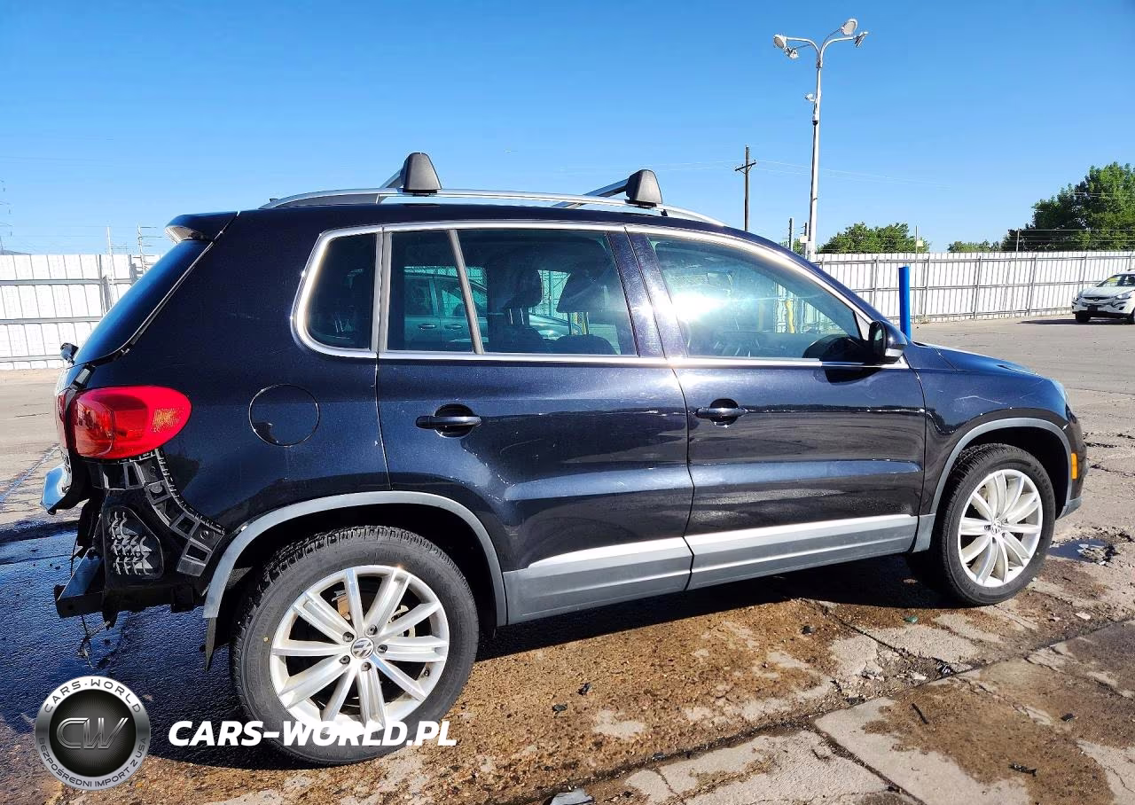 2012 Volkswagen Tiguan S VIN:WVGBV7AX9CW547683 - 3