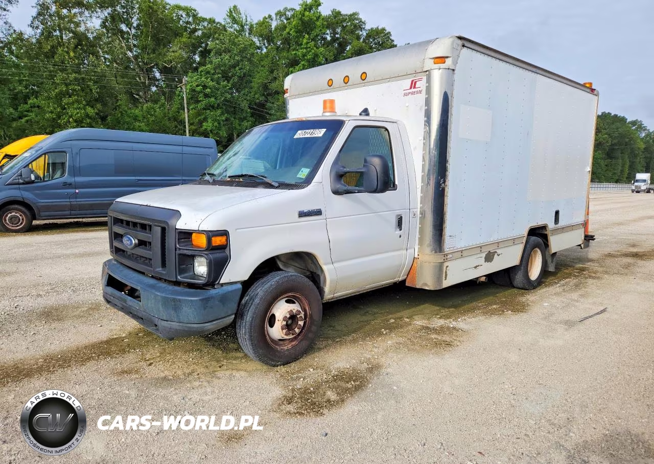 2008 Ford E450 Box Truck