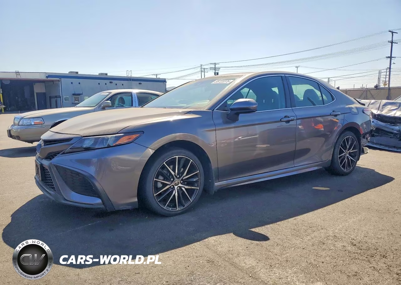 2021 Toyota Camry Se – zdjęcie 1 z 12