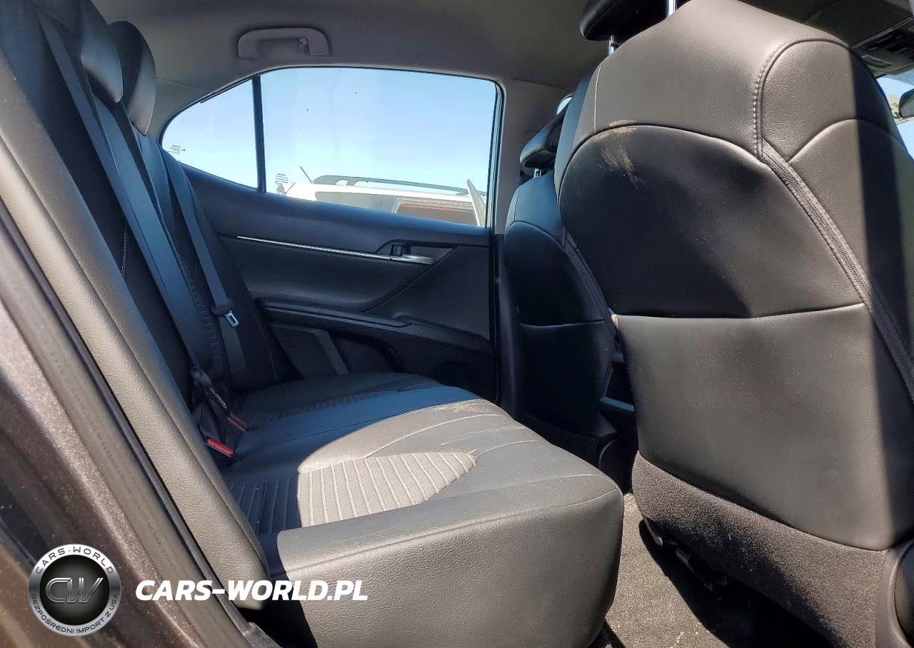 2021 Toyota Camry Se VIN:4T1G11AK2MU553454 - 10