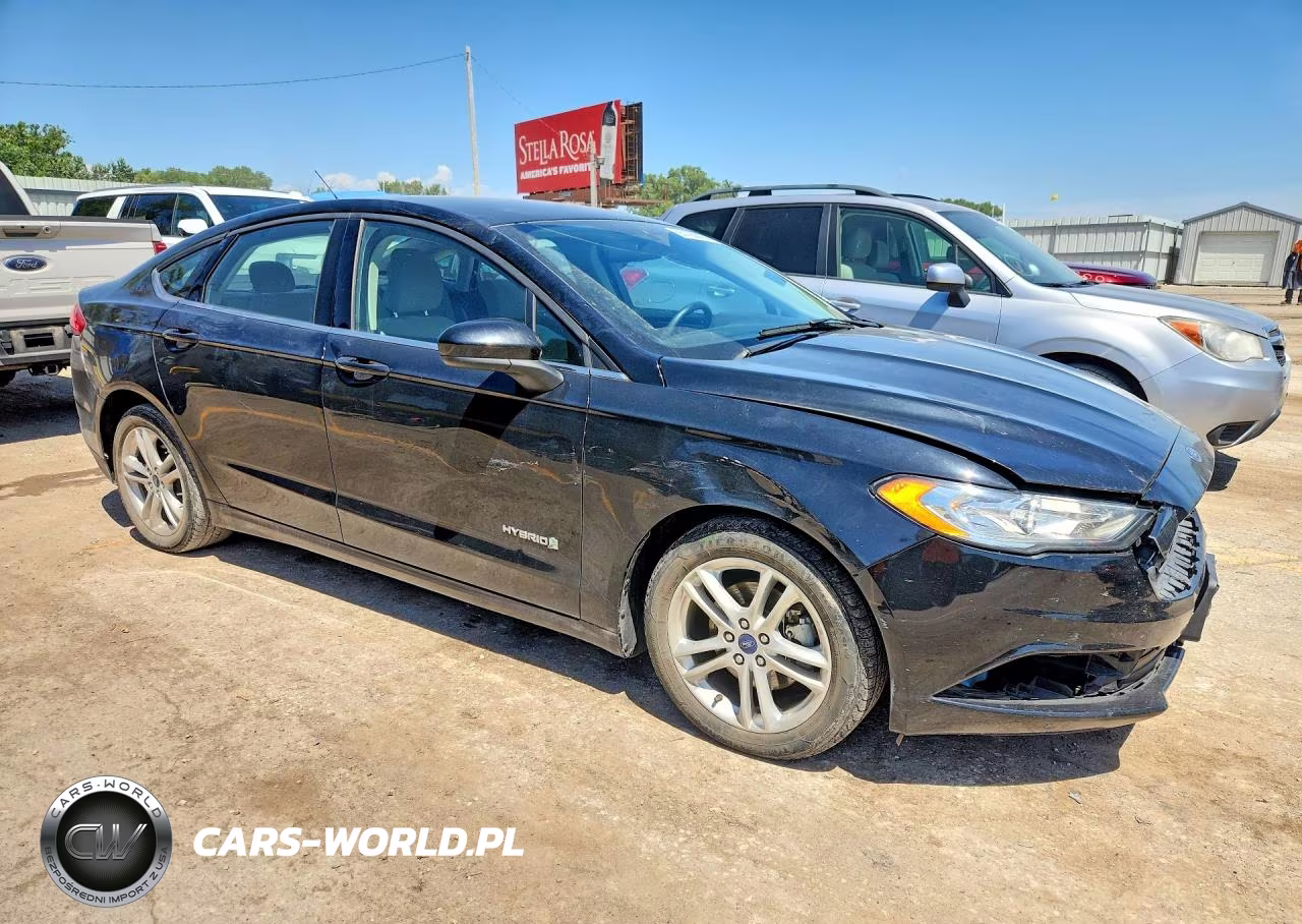 2018 Ford Fusion S Hybrid VIN:3FA6P0UU5JR122072 - 4