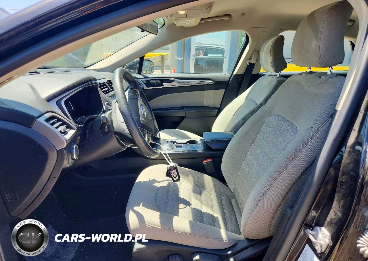 2018 Ford Fusion S Hybrid VIN:3FA6P0UU5JR122072 - 7