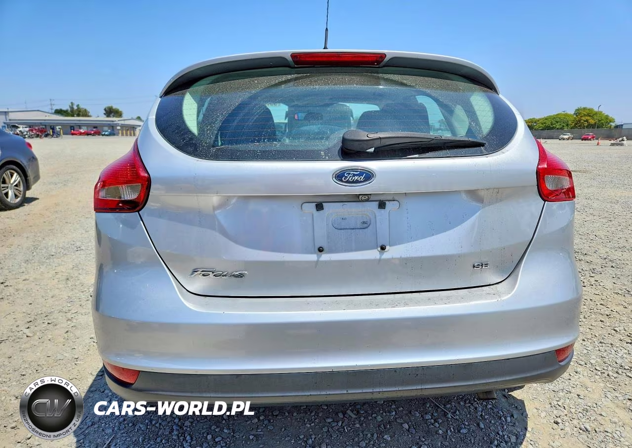 2015 Ford Focus Se VIN:1FADP3K28FL307295 - 6