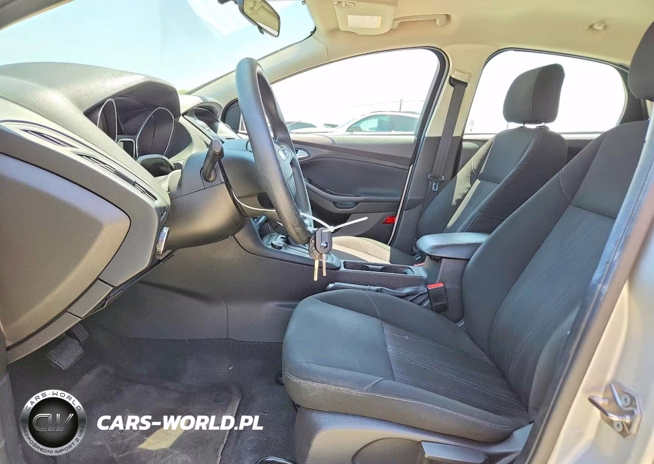 2015 Ford Focus Se VIN:1FADP3K28FL307295 - 7
