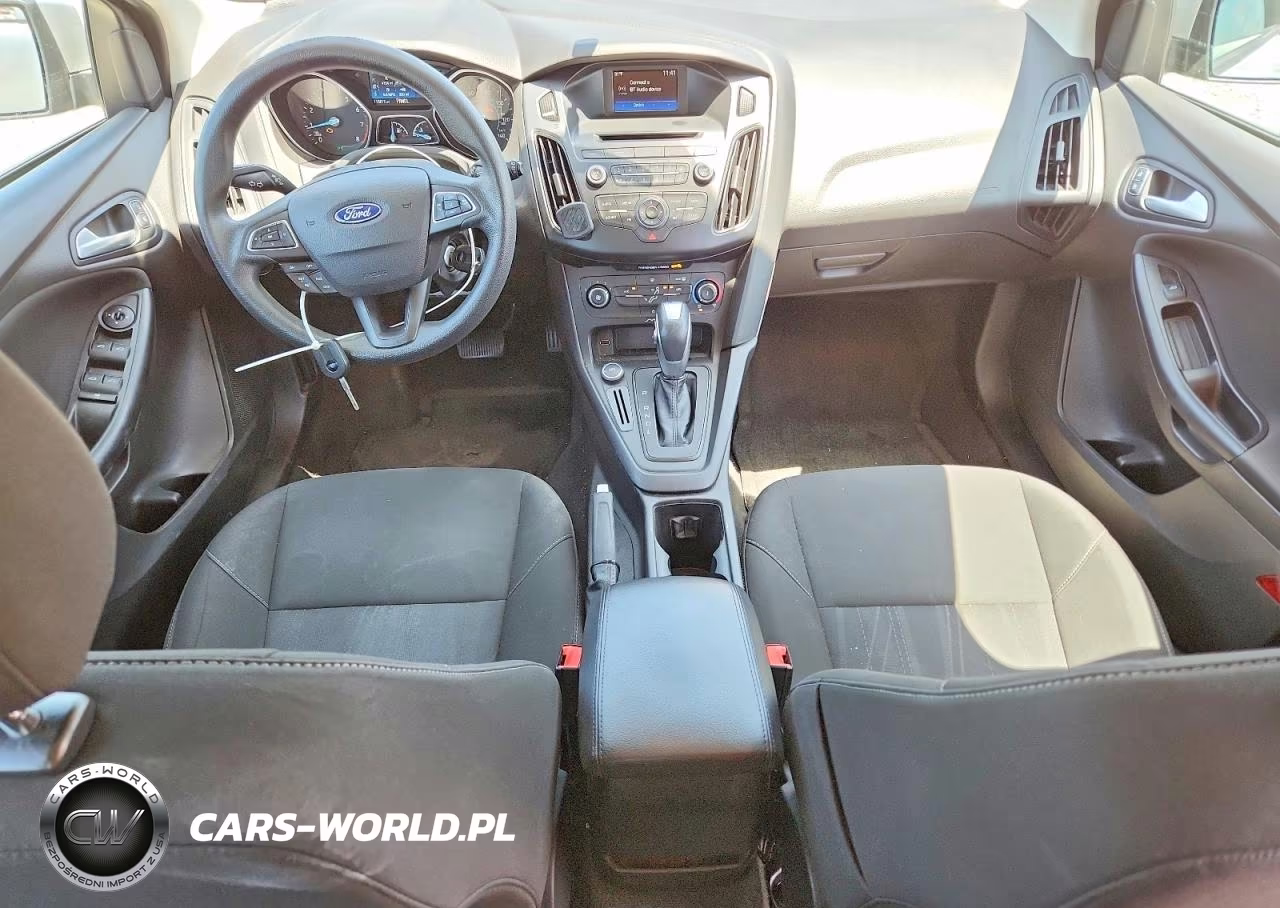 2015 Ford Focus Se VIN:1FADP3K28FL307295 - 8