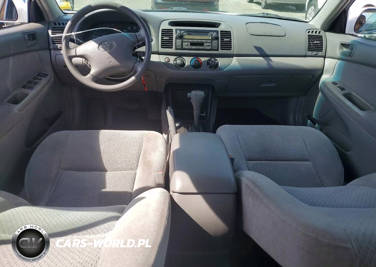 2003 Toyota Camry Le VIN:4T1BE32K63U201145 - 8