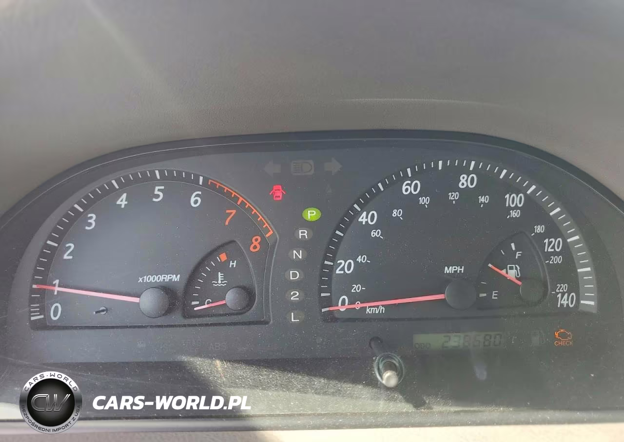 2003 Toyota Camry Le VIN:4T1BE32K63U201145 - 9