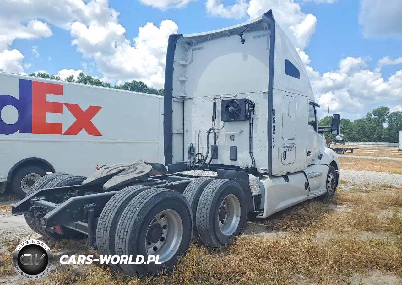 2019 Kenworth Construction T680 VIN:1XKYD49X7KJ301428 - 4