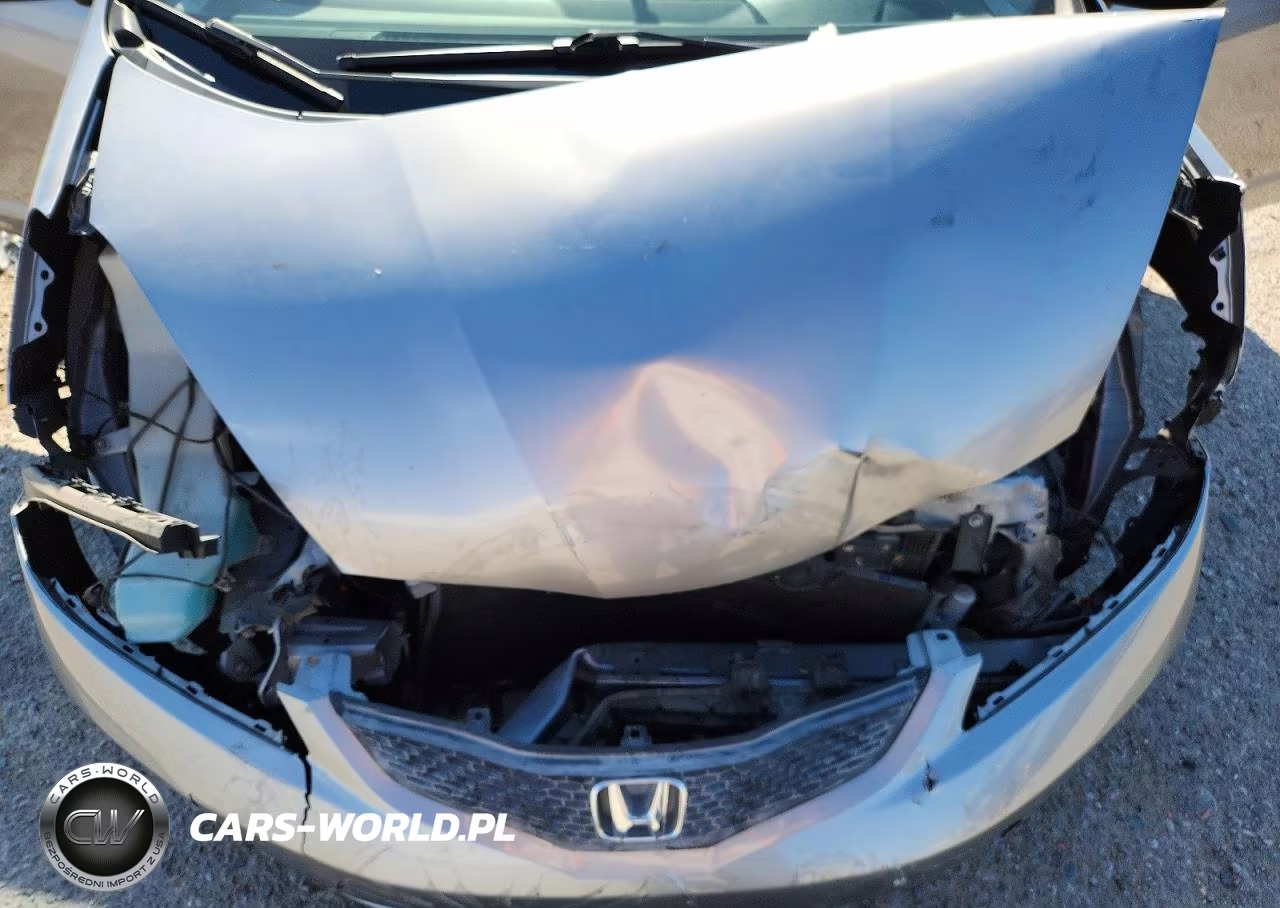 2010 Honda Fit VIN:JHMGE8H22AC010094 - 11