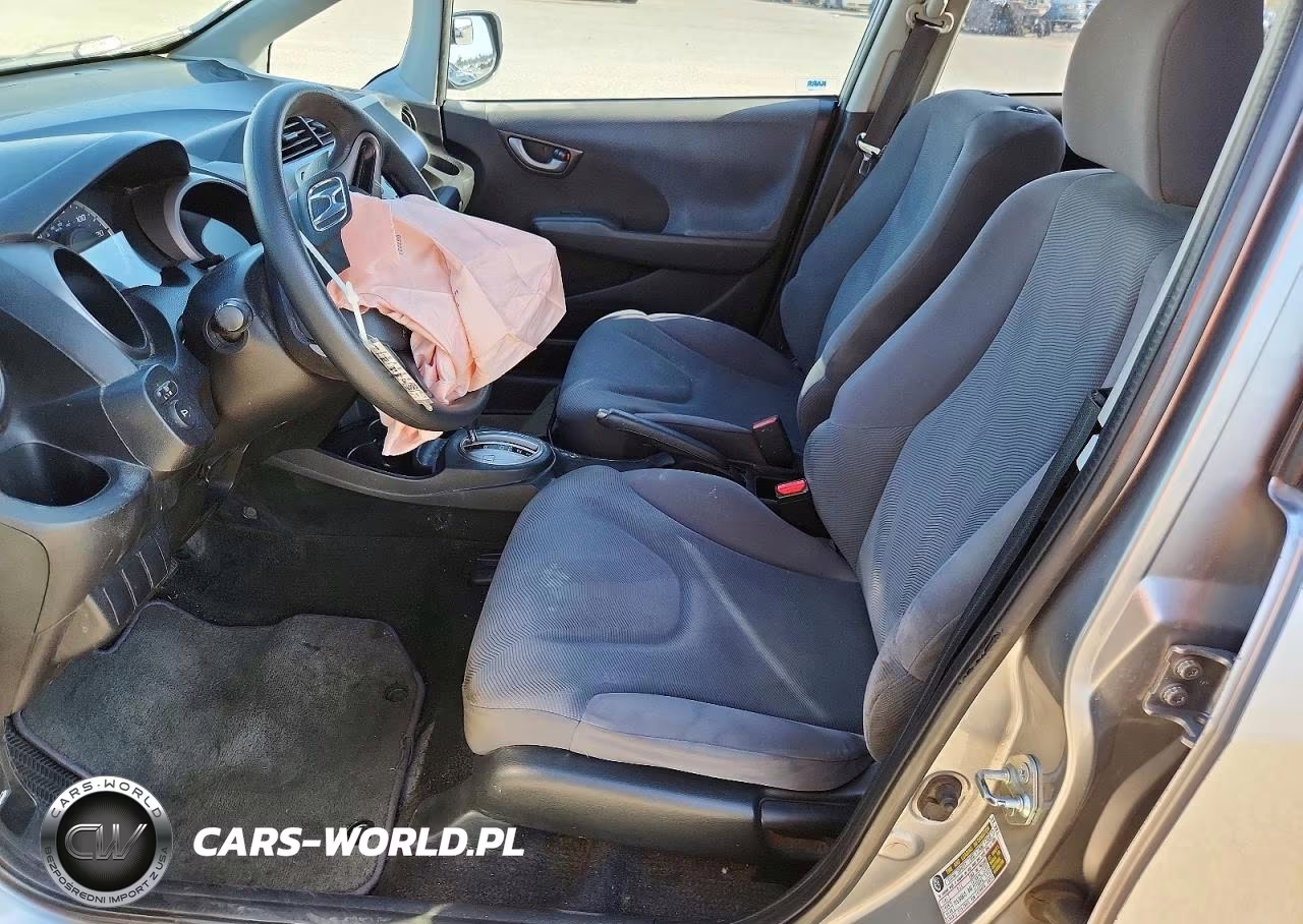 2010 Honda Fit VIN:JHMGE8H22AC010094 - 7