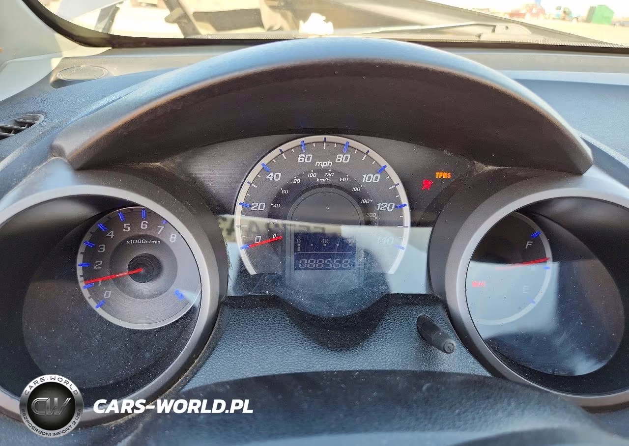 2010 Honda Fit VIN:JHMGE8H22AC010094 - 9