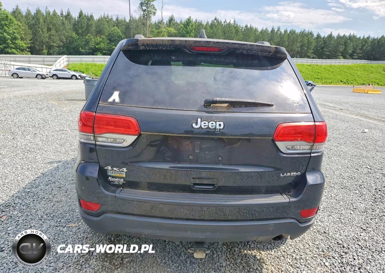 2015 Jeep Grand Cherokee Laredo VIN:1C4RJFAG7FC844031 - 6