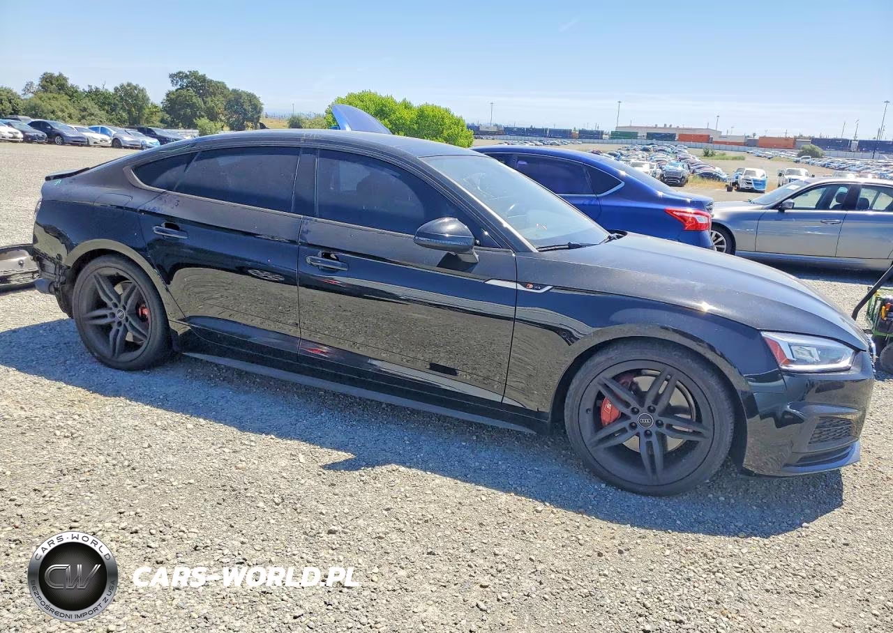 2018 Audi A5 Premium Plus S-Line VIN:WAUENCF58JA108998 - 4