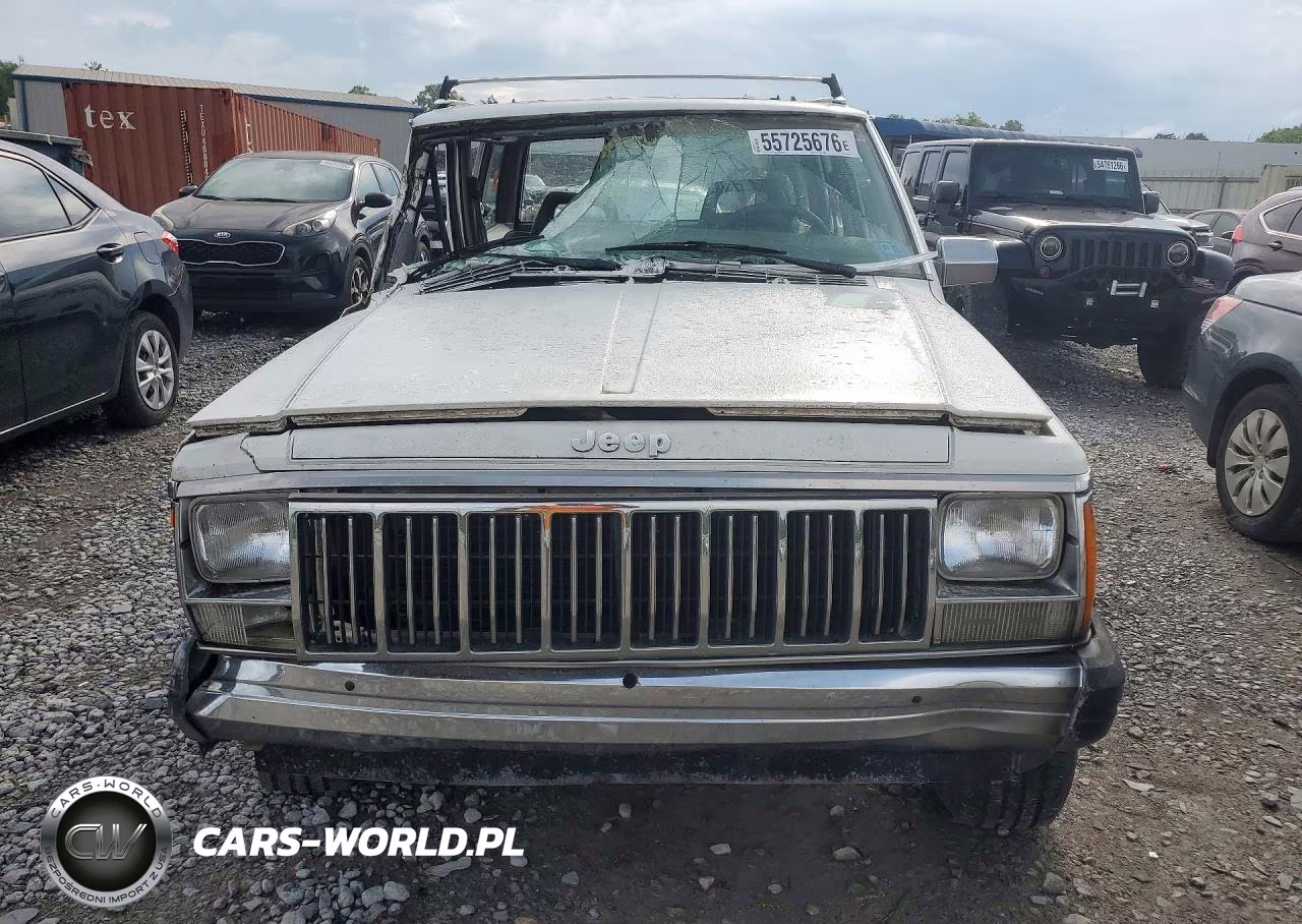 1988 Jeep Cherokee Laredo VIN:1JCMR7847JT244508 - 5