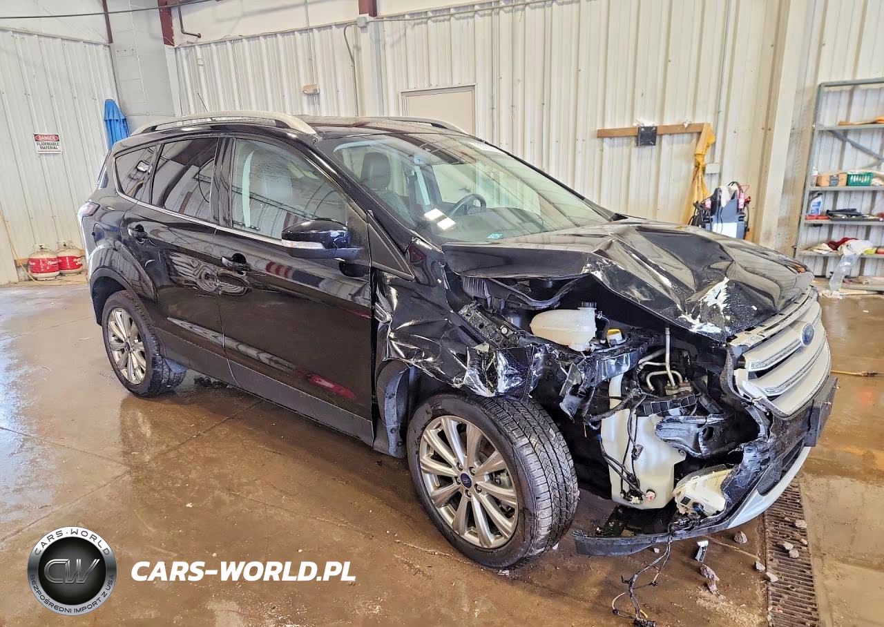 2018 Ford Escape Titanium VIN:1FMCU9J98JUC76418 - 4