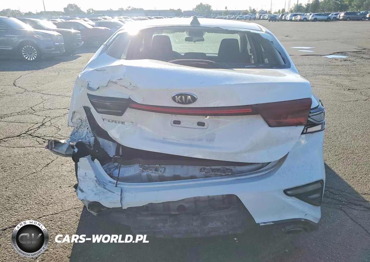 2021 Kia Forte Lxs VIN:3KPF24AD1ME334080 - 6