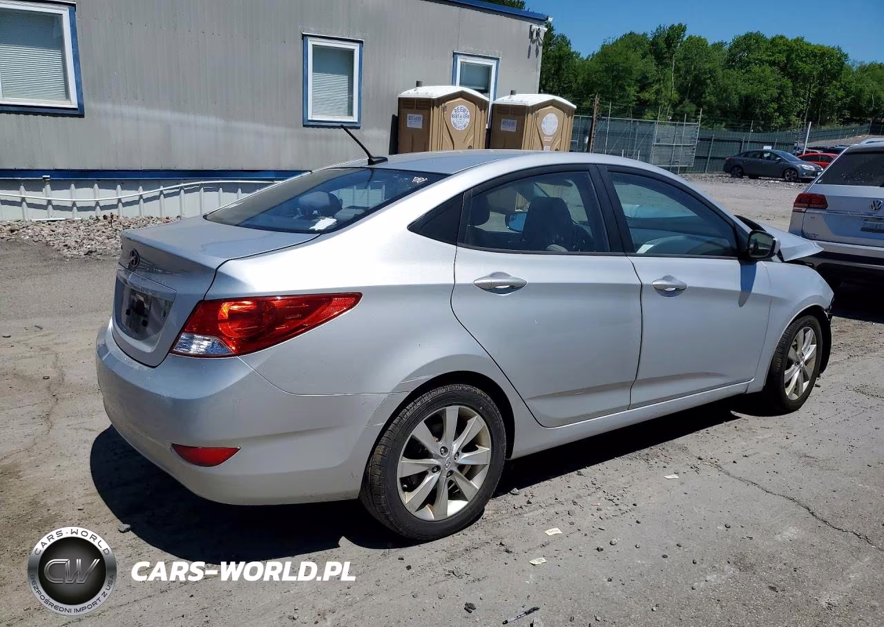 2014 Hyundai Accent Gls VIN:KMHCU4AEXEU587726 - 3