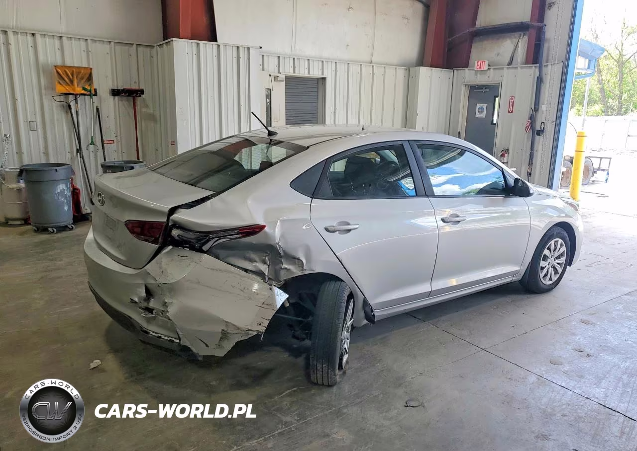 2018 Hyundai Accent Se VIN:3KPC24A34JE021675 - 3