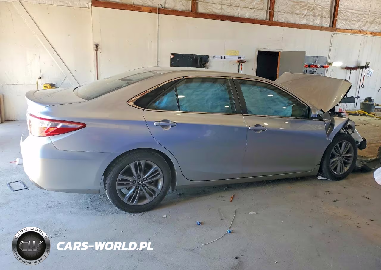 2016 Toyota Camry Se VIN:4T1BF1FK5GU207892 - 3