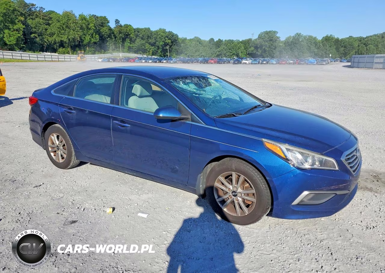 2016 Hyundai Sonata Se VIN:5NPE24AF2GH396603 - 4
