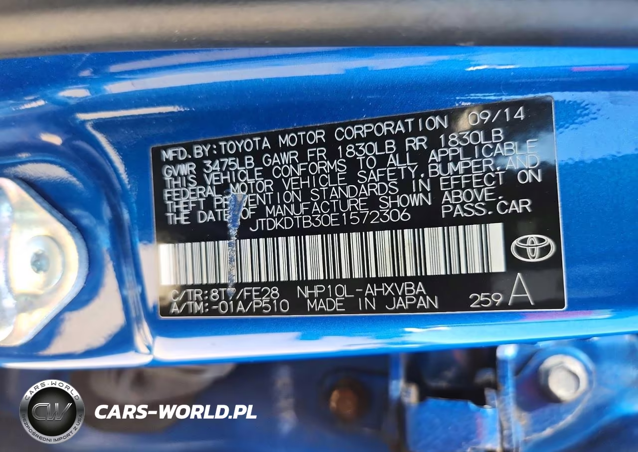 2014 Toyota Prius C One VIN:JTDKDTB30E1572306 - 12