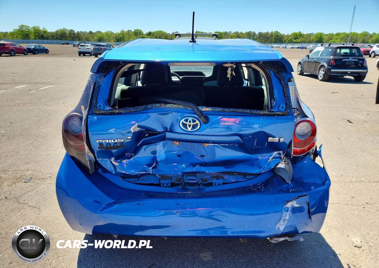 2014 Toyota Prius C One VIN:JTDKDTB30E1572306 - 6