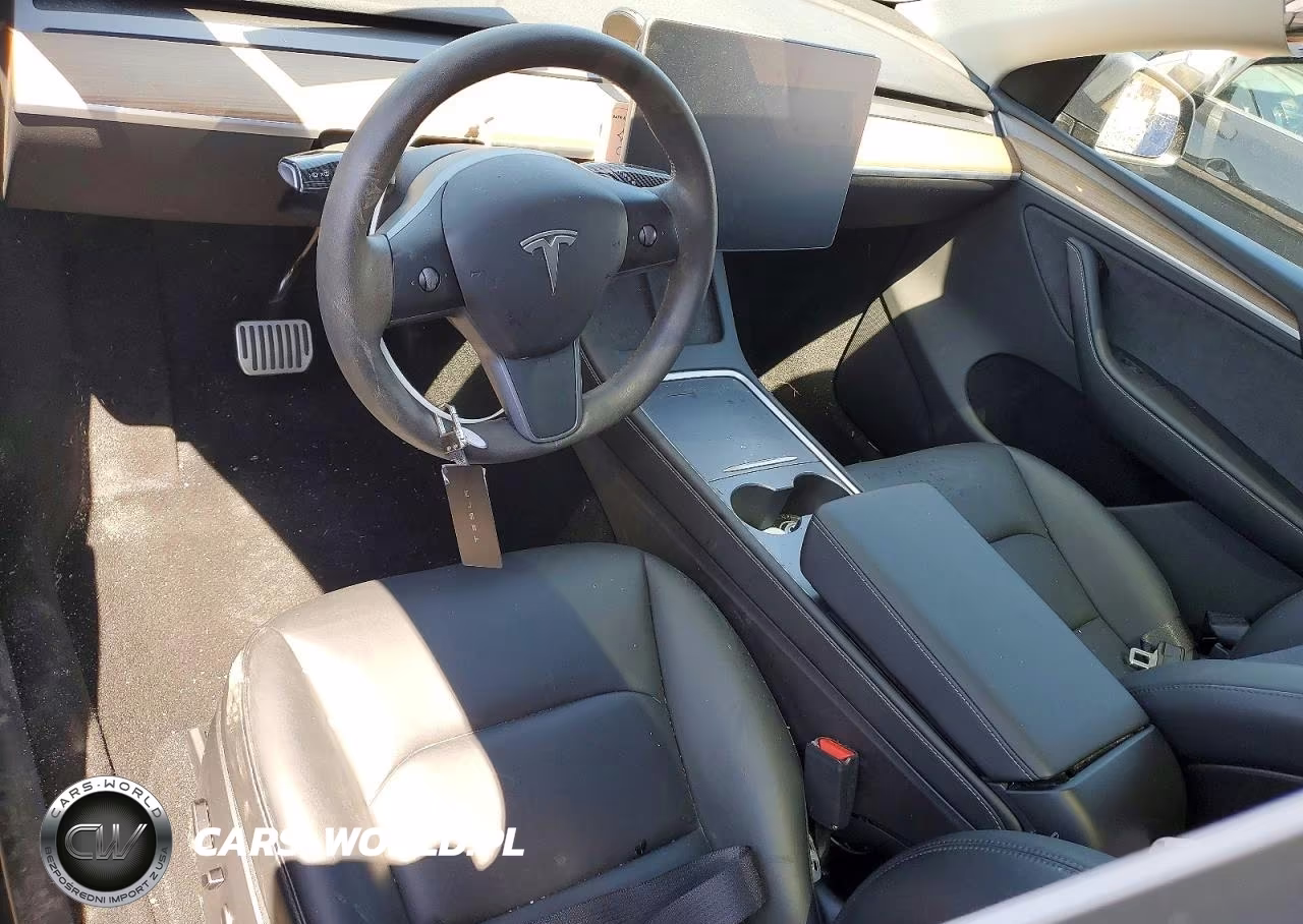 2023 Tesla Model Y VIN:7SAYGDEE1PA136725 - 8