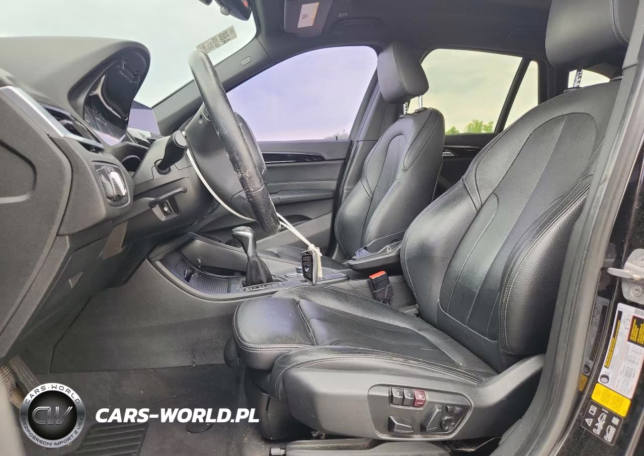 2017 BMW X1 xDrive28I VIN:WBXHT3C32H5F74315 - 7