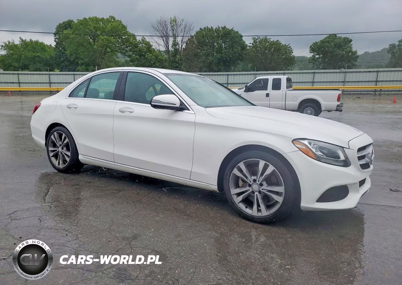 2016 Mercedes-Benz C 300 VIN:55SWF4JB6GU104485 - 4