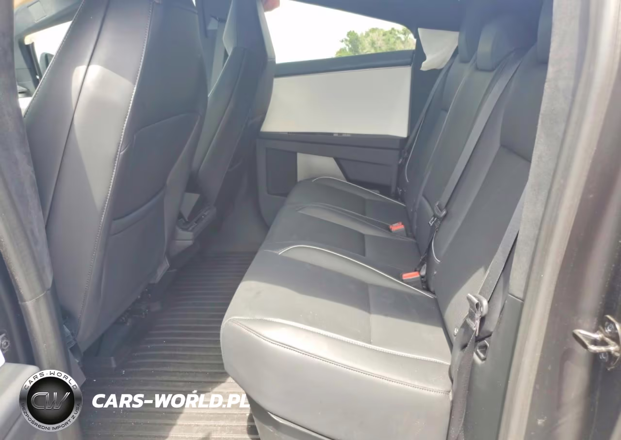 2024 Tesla Cybertruck VIN:7G2CEHED8RA016934 - 10