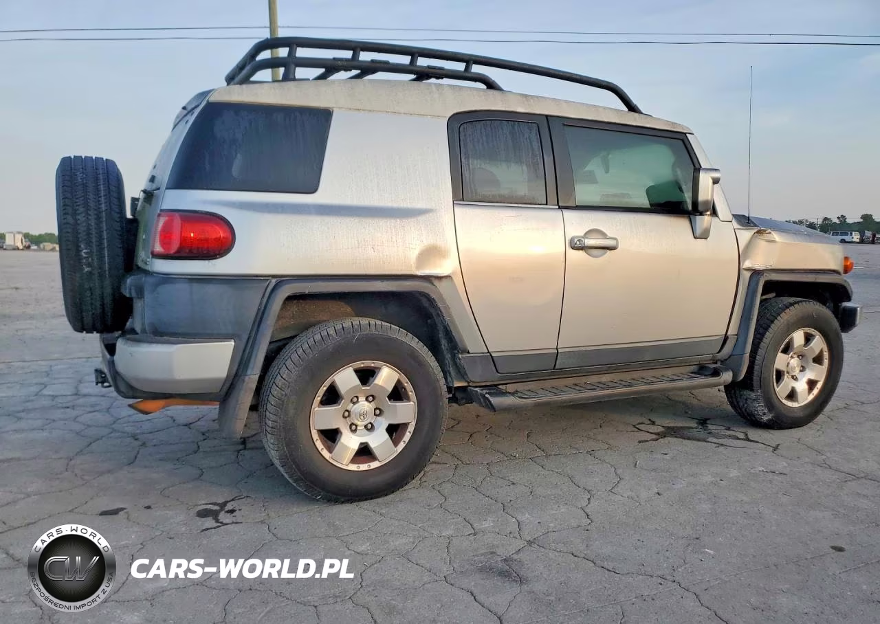 2007 Toyota Fj Cruiser Base VIN:JTEZU11F070001806 - 3