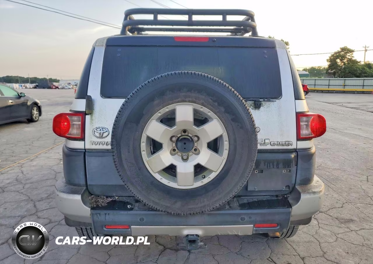 2007 Toyota Fj Cruiser Base VIN:JTEZU11F070001806 - 6